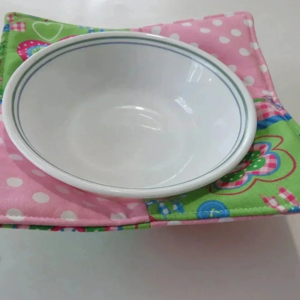 Microwave bowl cozy, patchwork soup bowl cozy